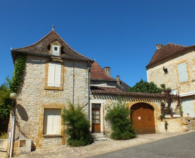 Circuits randonnée pédestre Cazals Circuit du Château de Cazals