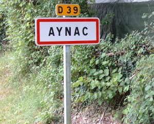 Panneau du village d'Aynac
