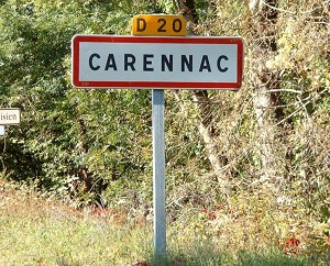 Panneau du village de Carennac dans le Lot