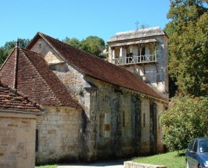 Église Notre-Dame-de-la-Nativité à Cazillac (Lasvaux) dans le Lot