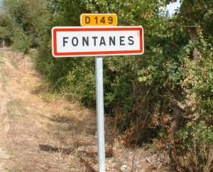 Panneau du village de Fontanes dans le Lot