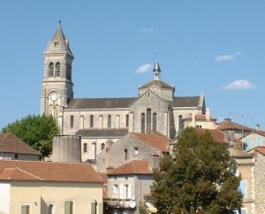 L'église Saint-Martin à Albas dans le Lot