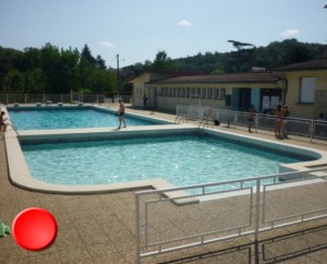 La piscine de Luzech dans le Lot