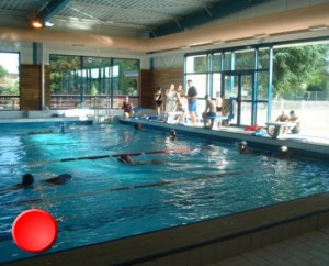 La piscine de Puy-l'Évêque dans le Lot