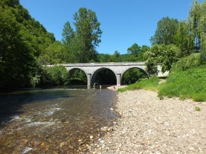 Baignade au pont d'Espagnac à Espagnac-Sainte-Eulalie