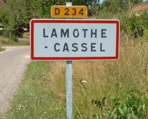 Panneau du village de Lamothe-Cassel