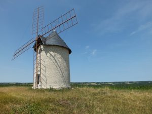 Moulin à vent de Granié à Montdoumerc dans le Lot