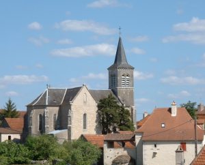 Église Saint-Pierre-ès-Liens à Lugagnac dans le Lot