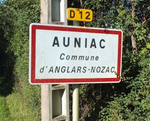 Communes - Anglars-Nozac - - Panneau du village de Anglars-Nozac (Auniac)