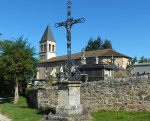 Églises & Abbayes - Cardaillac - Église Saint-Julien (bourg) - -