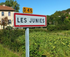Communes - Les Junies - - - Panneau du village des Junies