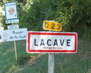 Communes - Lacave - - - Panneau du village de Lacave