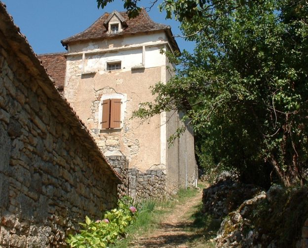 Circuits randonnée pédestre SauliacsurCélé Le Chemin de la Pierre