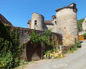 Châteaux & Fortifications - Tour-de-Faure - Château de Tour-de-Faure -