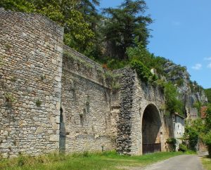 Châteaux & Fortifications - Saint-Sulpice - Vestiges du Château de Saint-Sulpice -