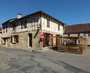 Demeures & manoirs - Lacapelle-Marival - Belles demeures (Place du Fort) -