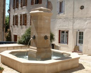 Fontaines & Puits - Souillac - Fontaine (Place des Toiles) -