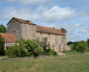 Églises & Abbayes - Laramière - Prieuré Notre-Dame, de chanoines de saint Augustin -