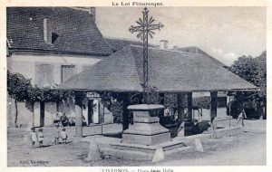 LOT'refois - CPA - début XXe - Livernon - La Halle