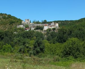 Points de vue - Montbrun - Point de vue sur Montbrun depuis Saujac (Aveyron) -