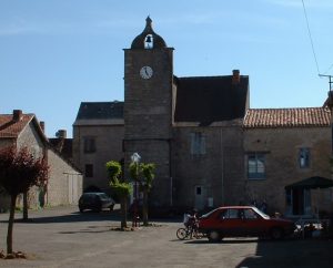 Châteaux & Fortifications - Beauregard - Beffroi (bourg) -