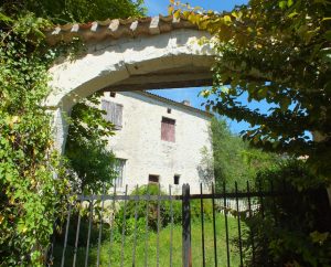 Demeures & Manoirs - Belmontet (Montcuq-en-Quercy-Blanc) - Belles demeures (bourg) -