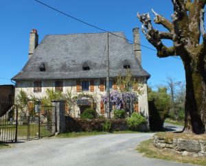Circuits randonnée pédestre - Lamativie (Sousceyrac-en-Quercy) - Circuit au Pays des Verriers - 7km (architecture rurale de Lamativie)