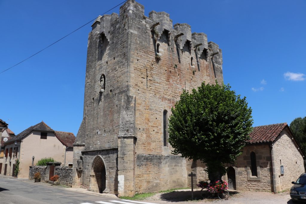 Rudelle. L’église fortifiée Saint-Martial – Lot-46.com