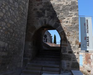 Châteaux & Fortifications - Albas - La Tour-Porte du PAL -