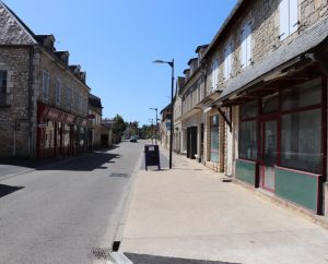 Rues & Ruelles - Les Quatre-Routes-du-Lot - Dans les rues du bourg -