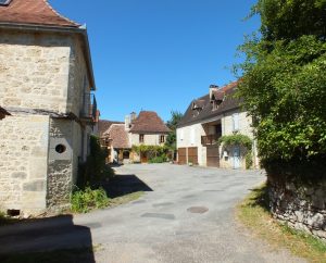 Rues & Ruelles - Saint-Martin-de-Vers (Les-Pechs-du-Vers) - Dans les rues du bourg -